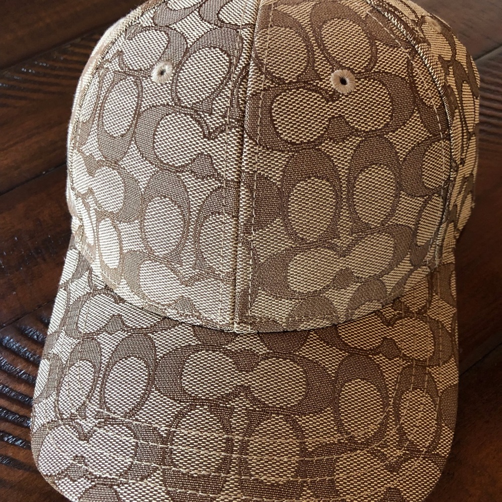 Coach signature jacquard baseball cap NWT